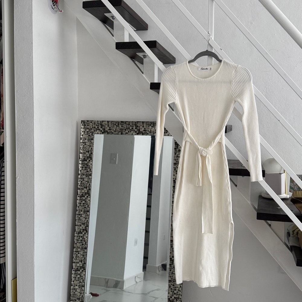 Elegant Cream Ribbed Knit Dress